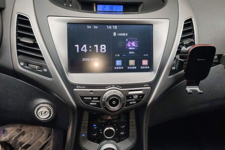 Used Hyundai Elantra (5th Generation / Langdong) 2015 1.6L Automatic Leading Model Audio And AC Panel
