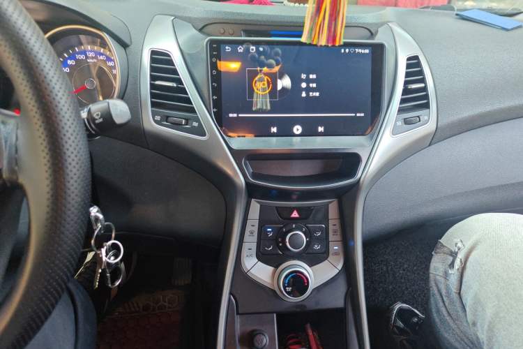 Used Hyundai Elantra (5th Generation / Langdong) 2015 1.6L Automatic Fashion Model Audio And AC Panel