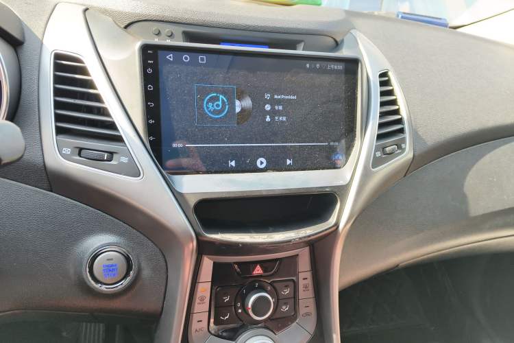 Used Hyundai Elantra (5th Generation / Langdong) 2015 1.6L Manual Leading Model Audio And AC Panel