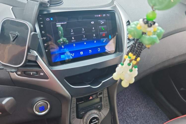 Used Hyundai Elantra (5th Generation / Langdong) 2015 1.6L Automatic Luxury Model Audio And AC Panel