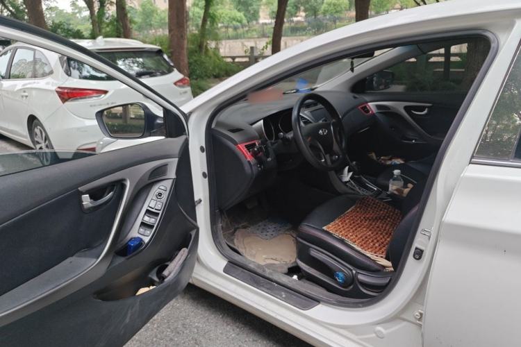 Used Hyundai Elantra (5th Generation / Langdong) 2015 1.6L Automatic Leading Model Driver Seat