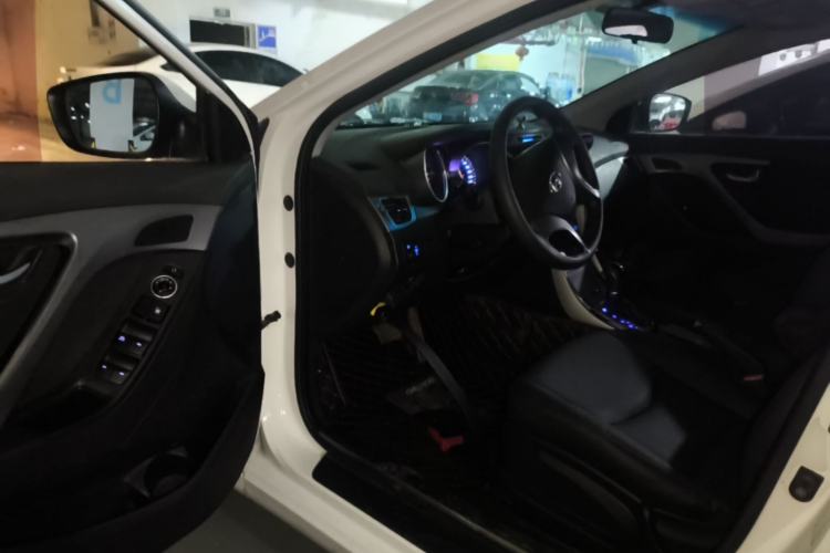 Used Hyundai Elantra (5th Generation / Langdong) 2015 1.6L Automatic Leading Model Driver Seat