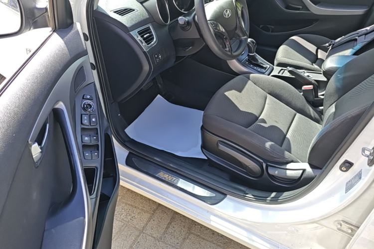 Used Hyundai Elantra (5th Generation / Langdong) 2015 1.6L Automatic Leading Model Driver Seat
