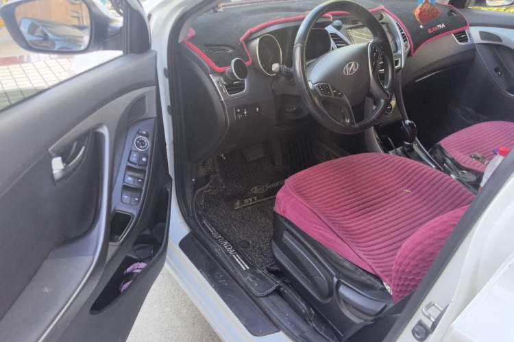 Used Hyundai Elantra (5th Generation / Langdong) 2015 1.6L Automatic Luxury Model Driver Seat