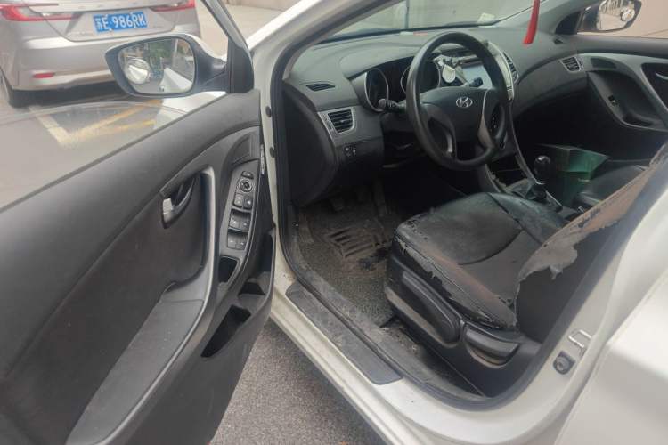 Used Hyundai Elantra (5th Generation / Langdong) 2015 1.6L Manual Leading Model Driver Seat