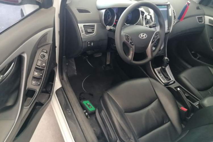 Used Hyundai Elantra (5th Generation / Langdong) 2015 1.6L Automatic Leading Model Driver Seat