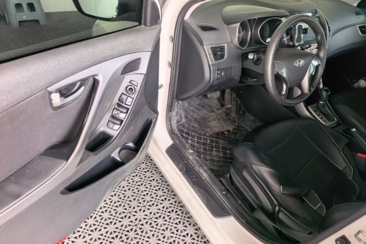 Used Hyundai Elantra (5th Generation / Langdong) 2015 1.6L Automatic Leading Model Driver Seat