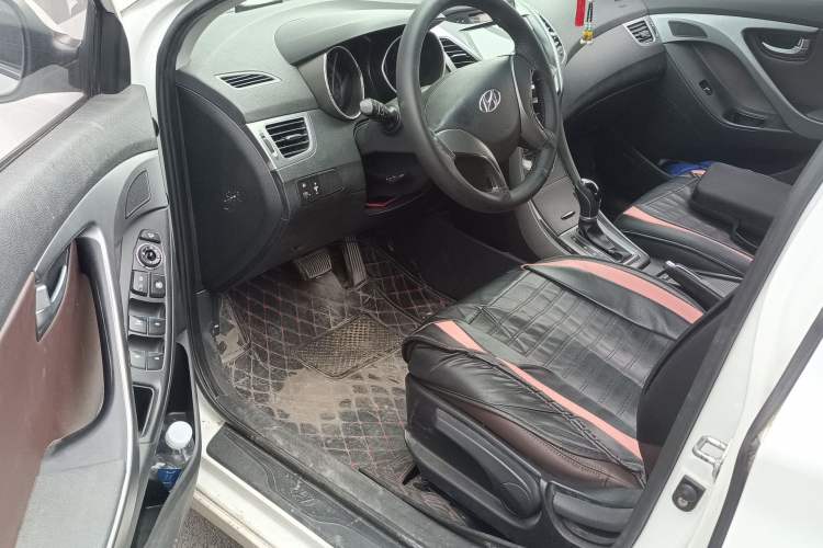 Used Hyundai Elantra (5th Generation / Langdong) 2015 1.6L Automatic Leading Model Driver Seat