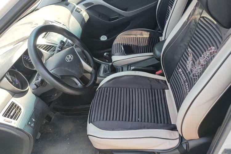 Used Hyundai Elantra (5th Generation / Langdong) 2015 1.6L Manual Fashion Edition Driver Seat
