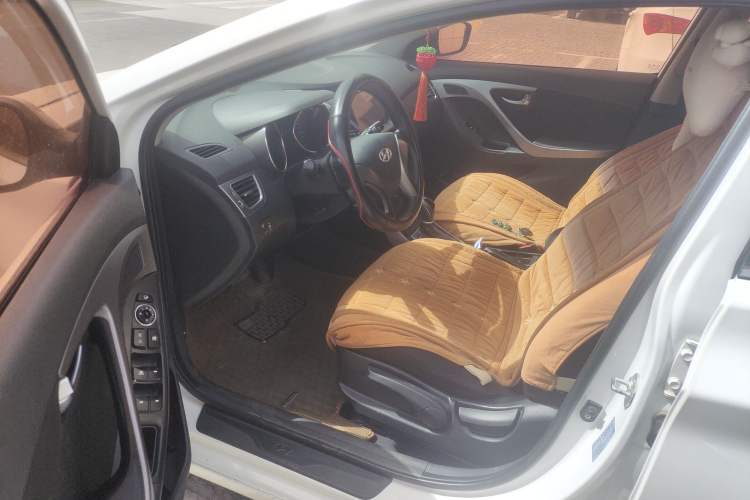 Used Hyundai Elantra (5th Generation / Langdong) 2015 1.6L Automatic Leading Model Driver Seat