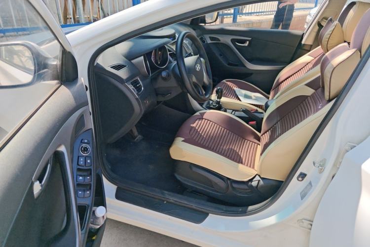 Used Hyundai Elantra (5th Generation / Langdong) 2015 1.6L Manual Leading Model Driver Seat