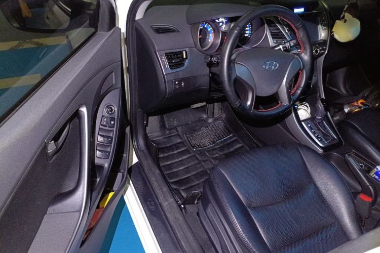 Used Hyundai Elantra (5th Generation / Langdong) 2015 1.6L Automatic Fashion Model Driver Seat