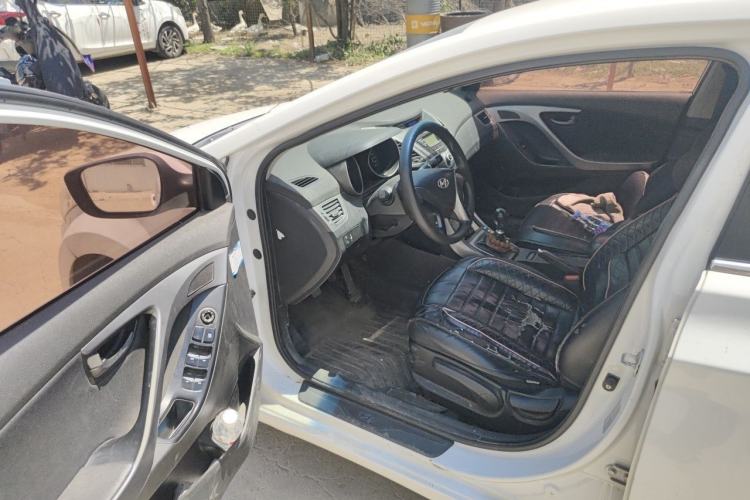 Used Hyundai Elantra (5th Generation / Langdong) 2015 1.6L Manual Fashion Edition Driver Seat
