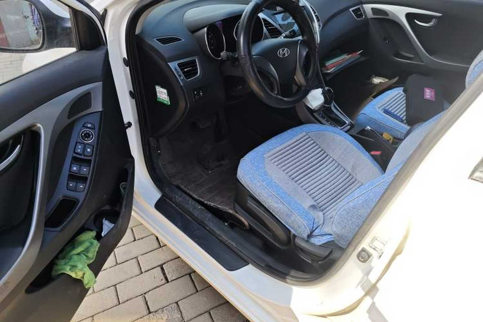 Used Hyundai Elantra (5th Generation / Langdong) 2015 1.6L Automatic Leading Model Driver Seat