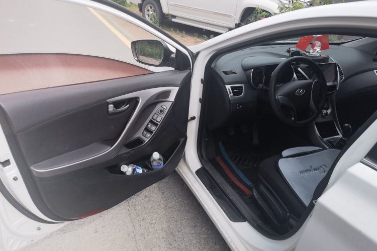 Used Hyundai Elantra (5th Generation / Langdong) 2015 1.6L Manual Leading Model Driver Seat