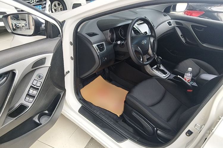 Used Hyundai Elantra (5th Generation / Langdong) 2015 1.6L Automatic Fashion Model Driver Seat