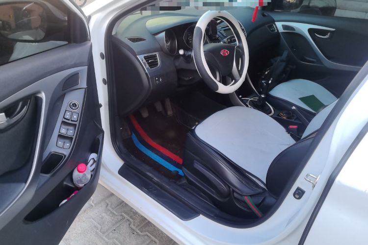 Used Hyundai Elantra (5th Generation / Langdong) 2015 1.6L Manual Fashion Edition Driver Seat