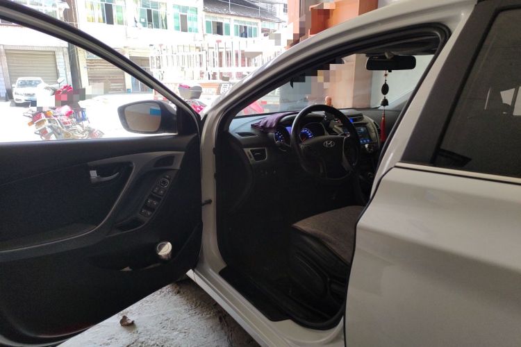 Used Hyundai Elantra (5th Generation / Langdong) 2015 1.6L Automatic Leading Model Driver Seat