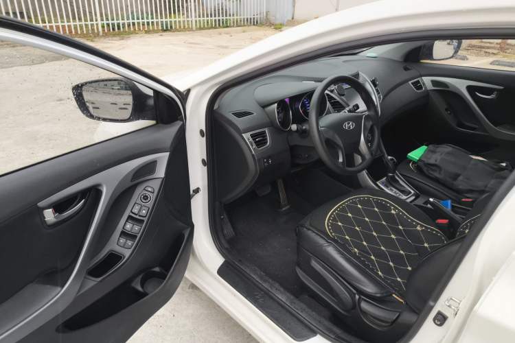 Used Hyundai Elantra (5th Generation / Langdong) 2015 1.6L Automatic Leading Model Driver Seat