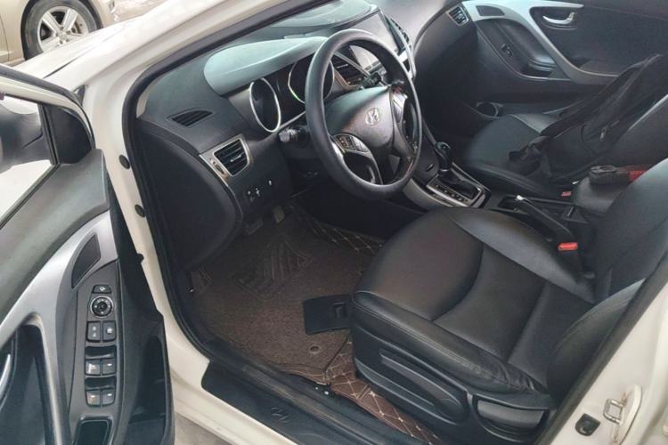 Used Hyundai Elantra (5th Generation / Langdong) 2015 1.6L Automatic Luxury Model Driver Seat