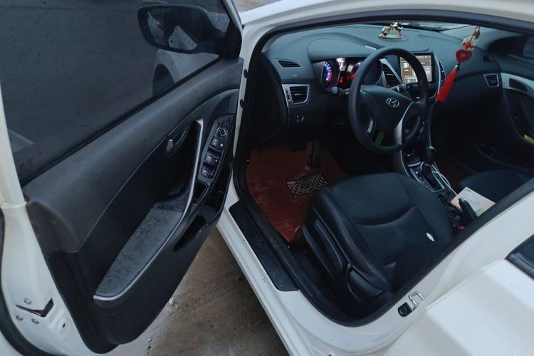 Used Hyundai Elantra (5th Generation / Langdong) 2015 1.6L Automatic Fashion Model Driver Seat