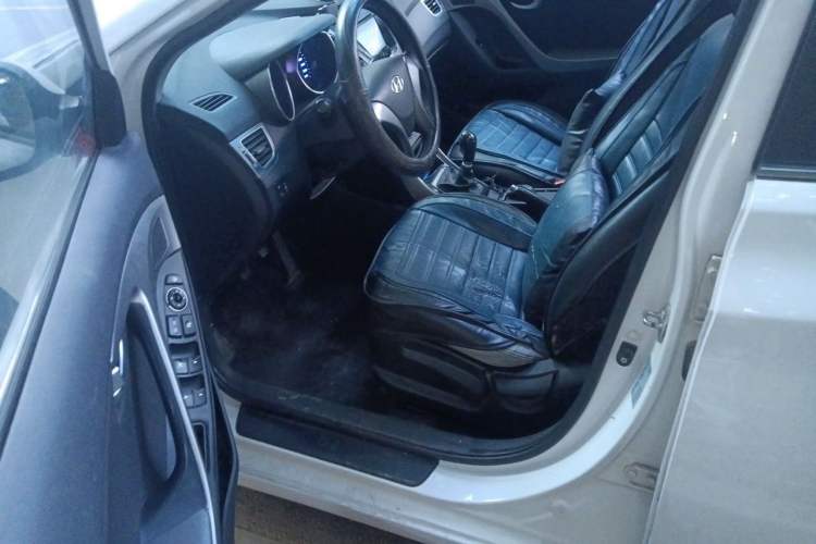 Used Hyundai Elantra (5th Generation / Langdong) 2015 1.6L Manual Leading Model Driver Seat