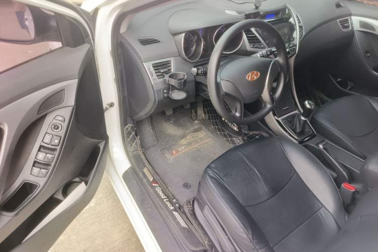 Used Hyundai Elantra (5th Generation / Langdong) 2015 1.6L Manual Leading Model Driver Seat