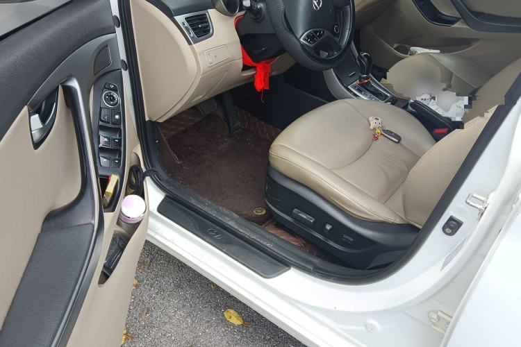 Used Hyundai Elantra (5th Generation / Langdong) 2015 1.6L Automatic Leading Model Driver Seat