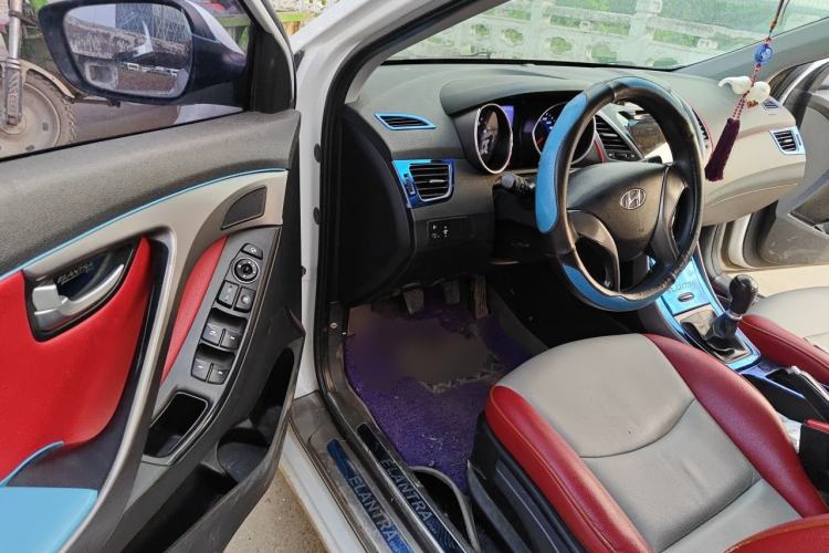 Used Hyundai Elantra (5th Generation / Langdong) 2015 1.6L Manual Leading Model Driver Seat