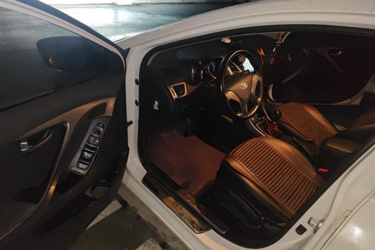 Used Hyundai Elantra (5th Generation / Langdong) 2015 1.6L Manual Leading Model Driver Seat