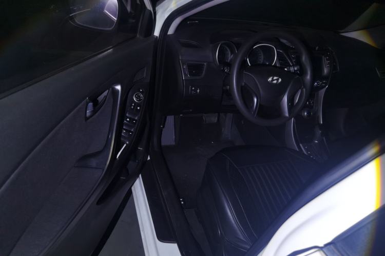Used Hyundai Elantra (5th Generation / Langdong) 2015 1.6L Automatic Leading Model Driver Seat