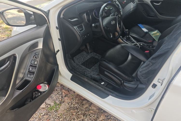 Used Hyundai Elantra (5th Generation / Langdong) 2015 1.6L Automatic Luxury Model Driver Seat
