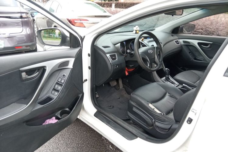 Used Hyundai Elantra (5th Generation / Langdong) 2015 1.6L Automatic Fashion Model Driver Seat