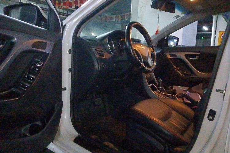 Used Hyundai Elantra (5th Generation / Langdong) 2015 1.6L Automatic Leading Model Driver Seat