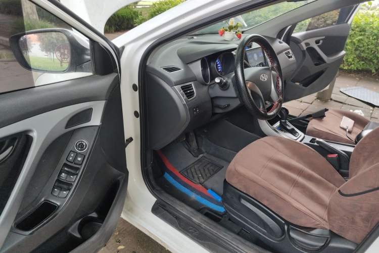 Used Hyundai Elantra (5th Generation / Langdong) 2015 1.6L Automatic Fashion Model Driver Seat