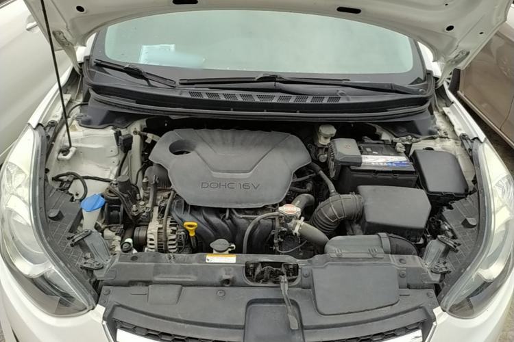 Used Hyundai Elantra (5th Generation / Langdong) 2015 1.6L Manual Leading Model Engine Bay