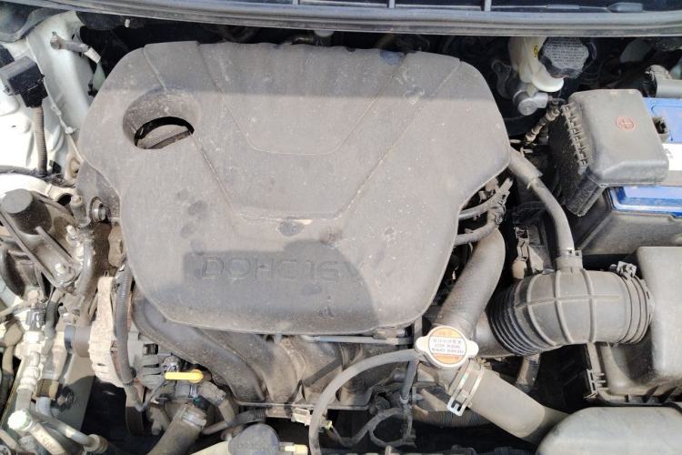 Used Hyundai Elantra (5th Generation / Langdong) 2015 1.6L Automatic Leading Model Engine Bay
