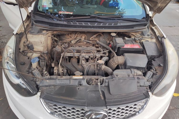 Used Hyundai Elantra (5th Generation / Langdong) 2015 1.6L Automatic Leading Model Engine Bay