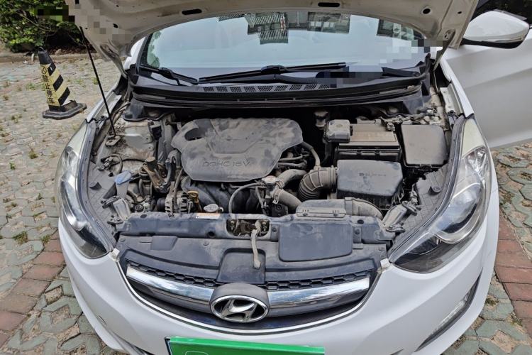 Used Hyundai Elantra (5th Generation / Langdong) 2015 1.6L Automatic Leading Model Engine Bay