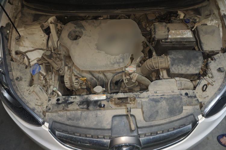 Used Hyundai Elantra (5th Generation / Langdong) 2015 1.6L Manual Leading Model Engine Bay