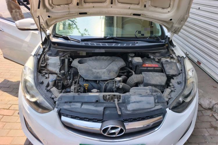 Used Hyundai Elantra (5th Generation / Langdong) 2015 1.6L Manual Leading Model Engine Bay