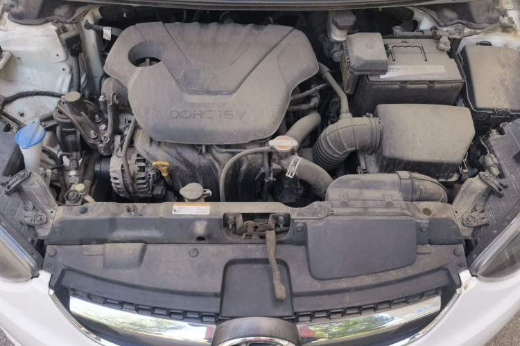 Used Hyundai Elantra (5th Generation / Langdong) 2015 1.6L Automatic Leading Model Engine Bay