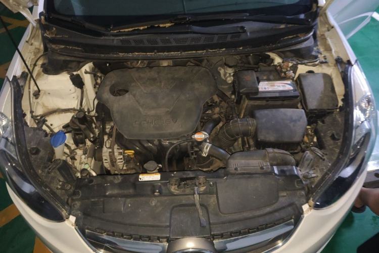 Used Hyundai Elantra (5th Generation / Langdong) 2015 1.6L Manual Leading Model Engine Bay