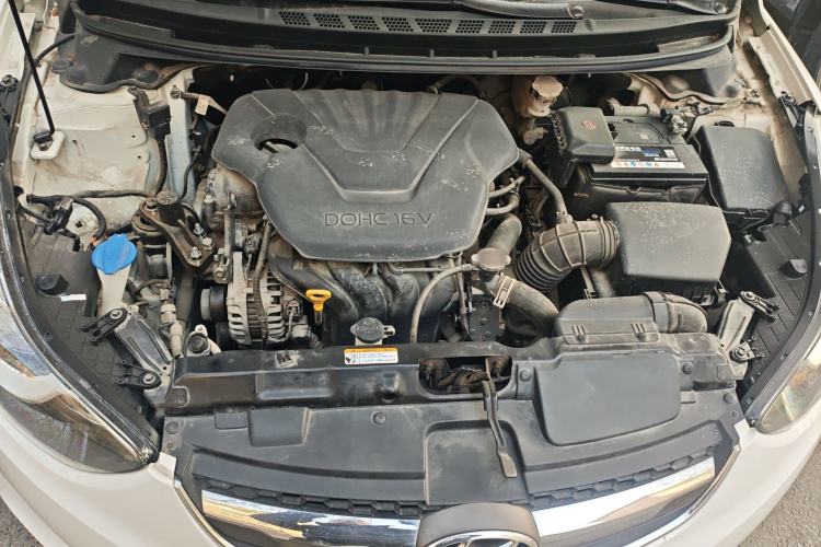 Used Hyundai Elantra (5th Generation / Langdong) 2015 1.6L Automatic Leading Model Engine Bay