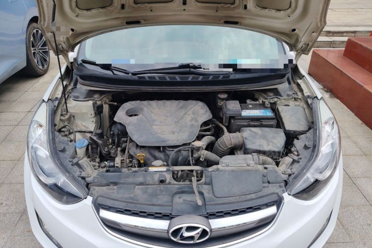Used Hyundai Elantra (5th Generation / Langdong) 2015 1.6L Automatic Luxury Model Engine Bay