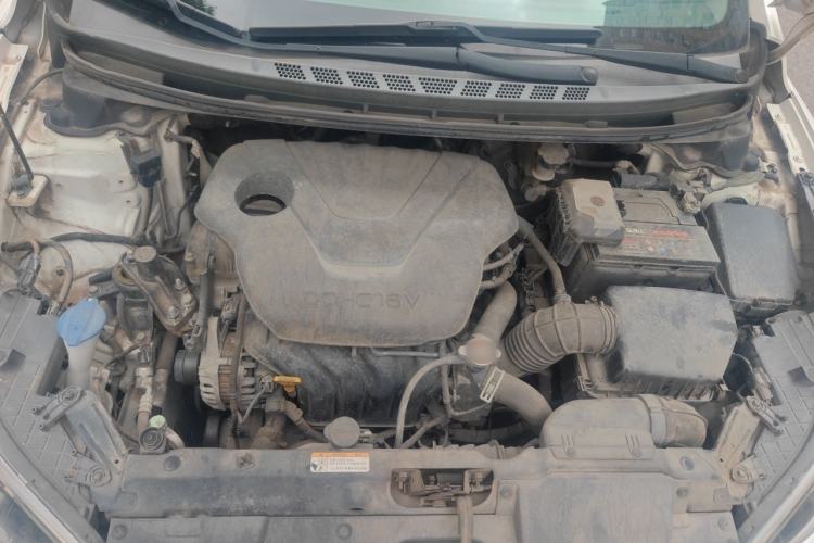 Used Hyundai Elantra (5th Generation / Langdong) 2015 1.6L Manual Leading Model Engine Bay