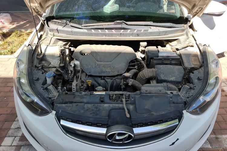 Used Hyundai Elantra (5th Generation / Langdong) 2015 1.6L Automatic Leading Model Engine Bay