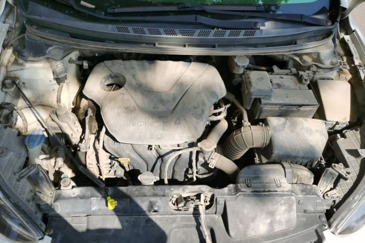 Used Hyundai Elantra (5th Generation / Langdong) 2015 1.6L Manual Leading Model Engine Bay