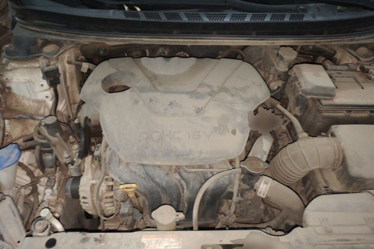 Used Hyundai Elantra (5th Generation / Langdong) 2015 1.6L Automatic Luxury Model Engine Bay