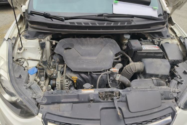 Used Hyundai Elantra (5th Generation / Langdong) 2015 1.6L Manual Leading Model Engine Bay